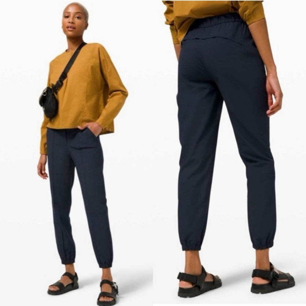 Lululemon Warpstreme High-Rise 7/8 Jogger True Navy